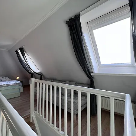 Sea-cottage-two Apartment